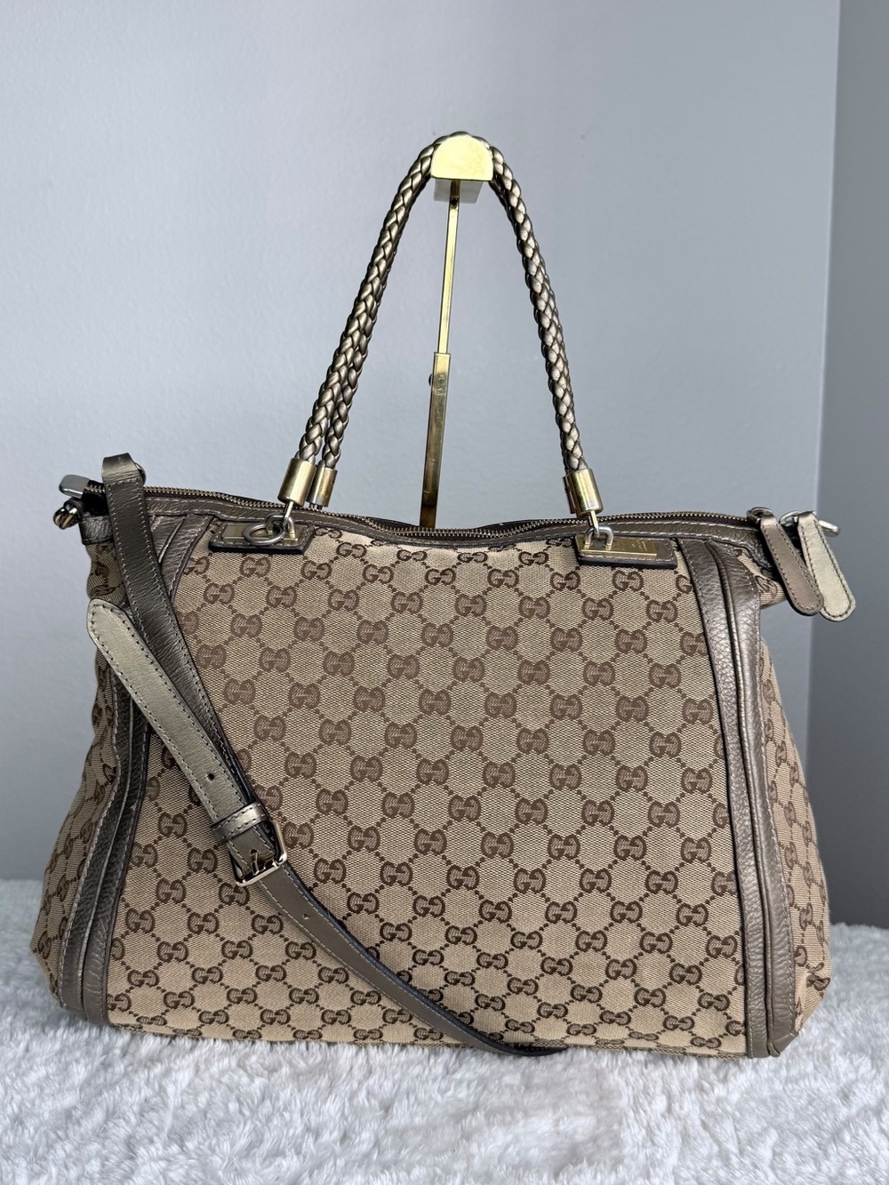 👜Authentic💚Gucci Beige Monogram Shoulder Tote with Braided Handles